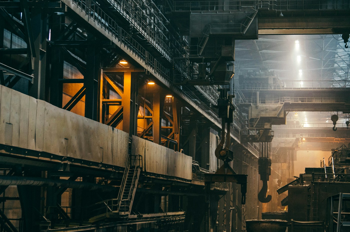 Industrial facility with steel structure and overhead equipment